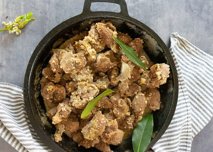 Cashew Meat Curry (Badami Gosht)