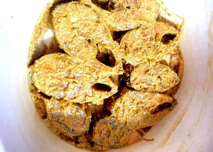 Mustard Hilsa Steamed/Paturi by Runi Ahmed