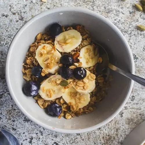 Sweet-Spiced Fruit and Seed Granola