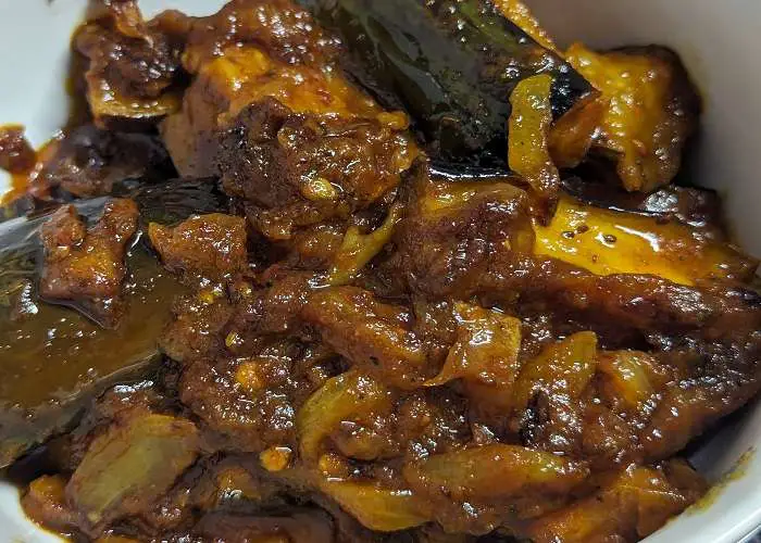 Tok Begun (Sour Eggplant)