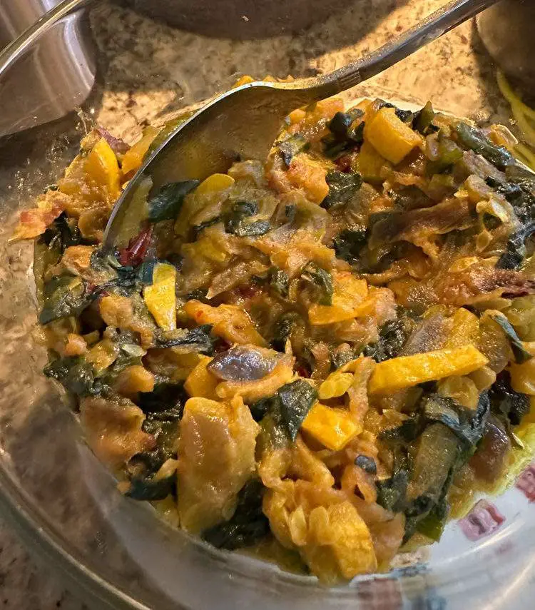 Yellow Squash and Spinach Sauté